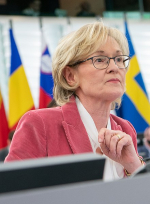 EU Commissioner clarifies digital euro as a choice, not a 'Big Brother' project