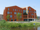 Jewish students at Amsterdam University launch hotline against anti-semitism